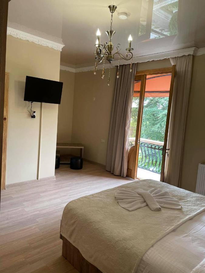 Hotel Shogi Zugdidi Bagian luar foto