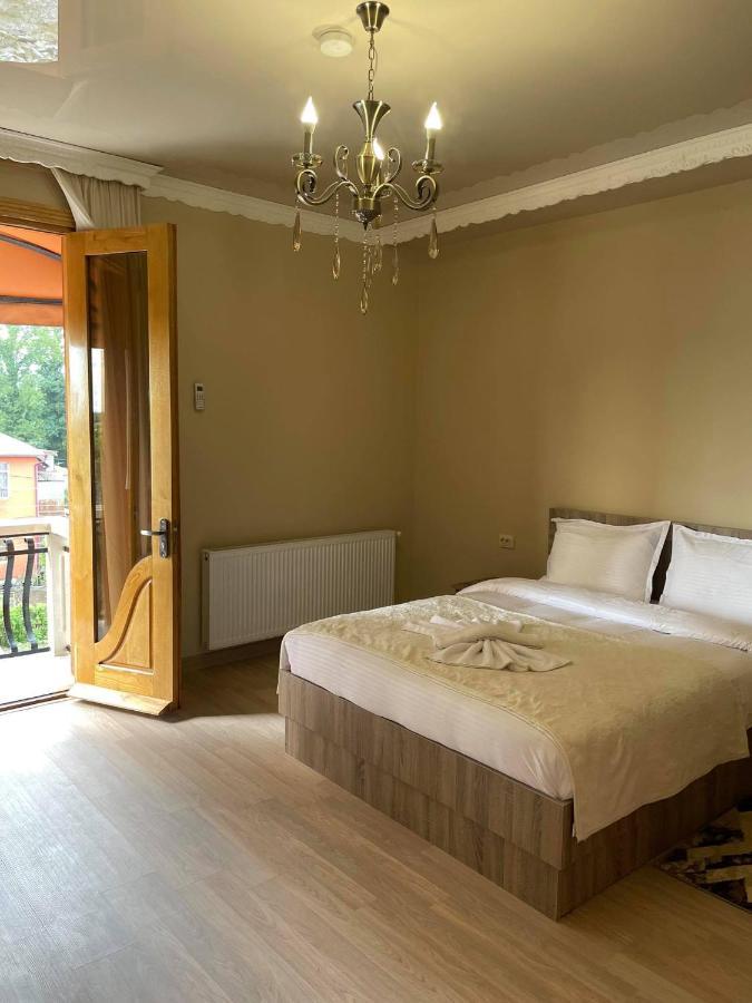 Hotel Shogi Zugdidi Bagian luar foto