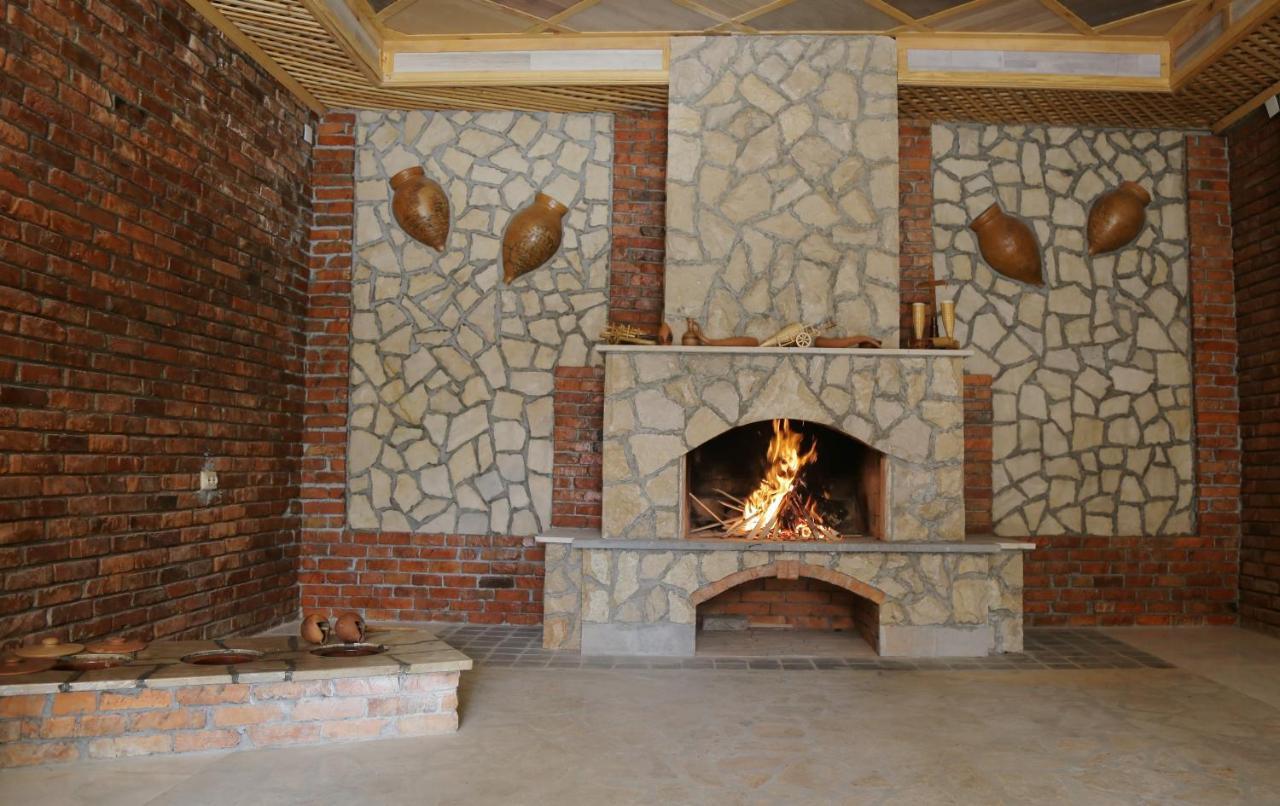 Hotel Shogi Zugdidi Bagian luar foto