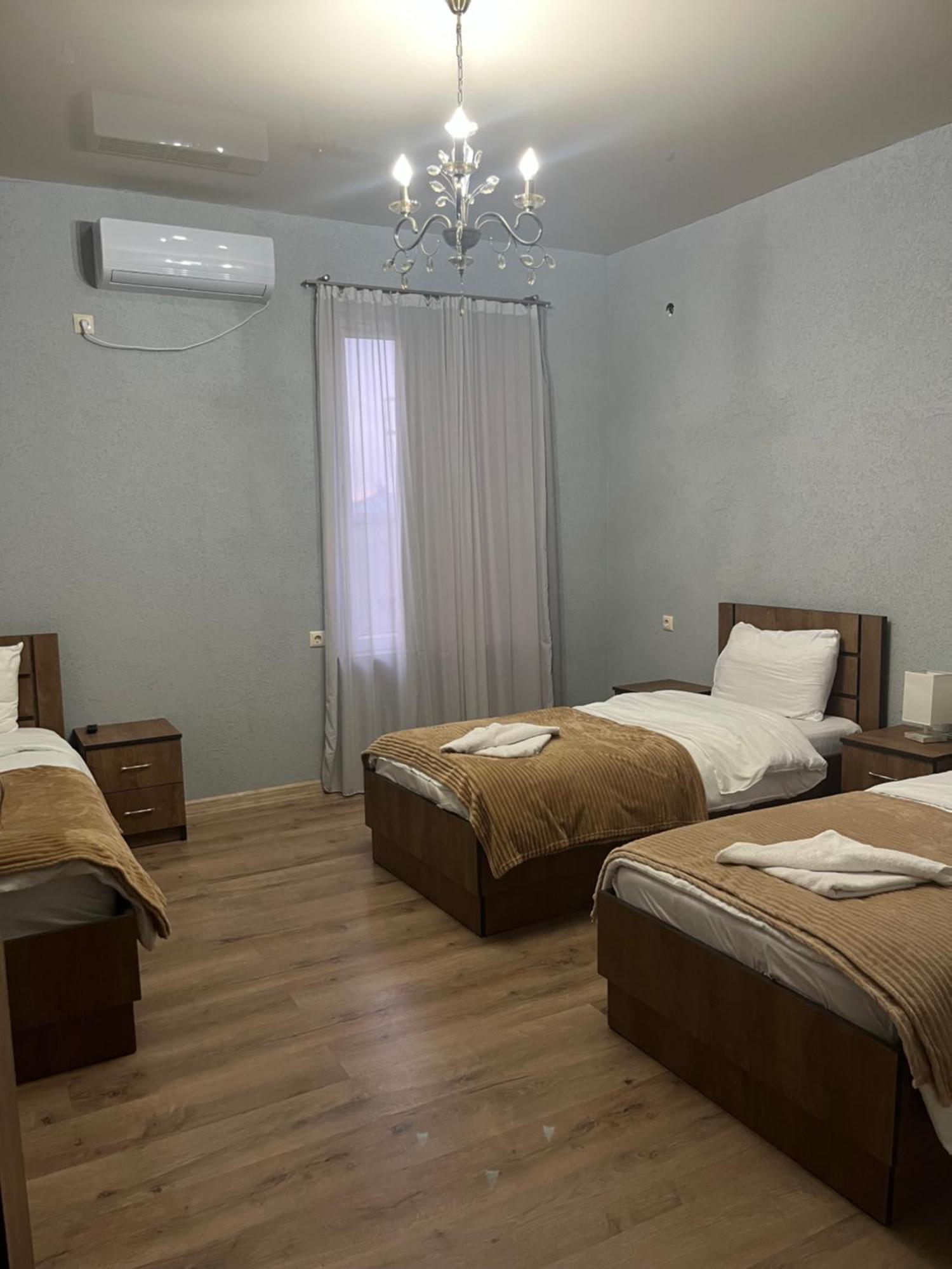 Hotel Shogi Zugdidi Bagian luar foto